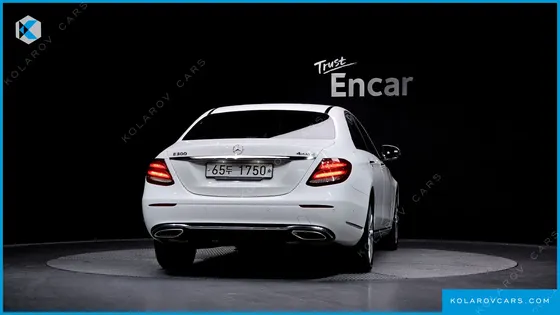 MERCEDES E-CLASS E300 4MATIC EXCLUSIVE