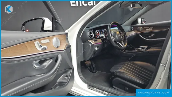MERCEDES E-CLASS E300 4MATIC EXCLUSIVE