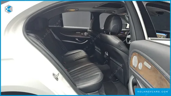 MERCEDES E-CLASS E300 4MATIC EXCLUSIVE