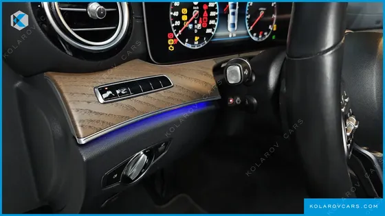 MERCEDES E-CLASS E300 4MATIC EXCLUSIVE