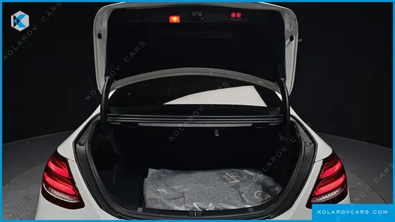 MERCEDES E-CLASS E300 4MATIC EXCLUSIVE