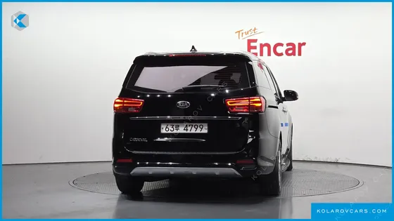 KIA CARNIVAL 9-SEATER NOBLESSE SPECIAL