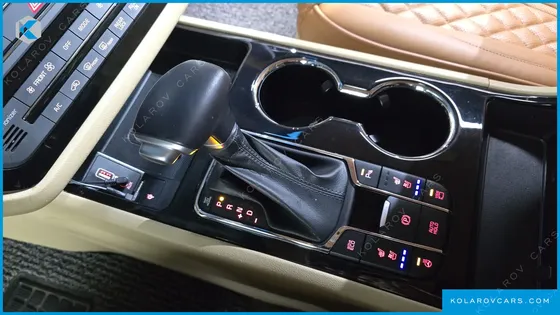 KIA CARNIVAL GASOLINE 9-SEATER LIMOUSINE(SPECIAL VEHICLE)