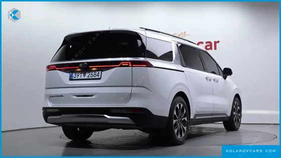 KIA CARNIVAL 9-SEATER SIGNATURE