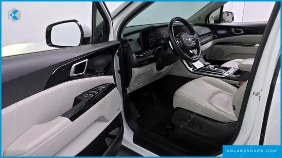 KIA CARNIVAL 9-SEATER SIGNATURE