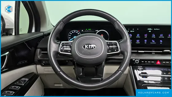 KIA CARNIVAL 9-SEATER SIGNATURE
