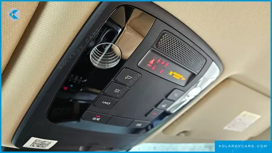 KIA CARNIVAL 9-SEATER NOBLESSE
