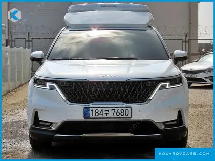 KIA CARNIVAL GASOLINE 7-SEATER OUTDOOR