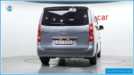 HYUNDAI STAREX URBAN 9-SEATER