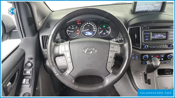 HYUNDAI STAREX URBAN 9-SEATER