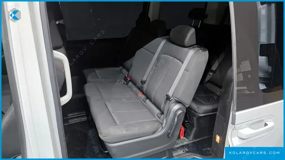 HYUNDAI STARIA 4WD TOURER 11-SEATER