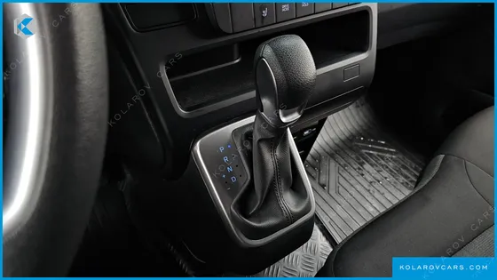 HYUNDAI STARIA CARGO 3-SEATER
