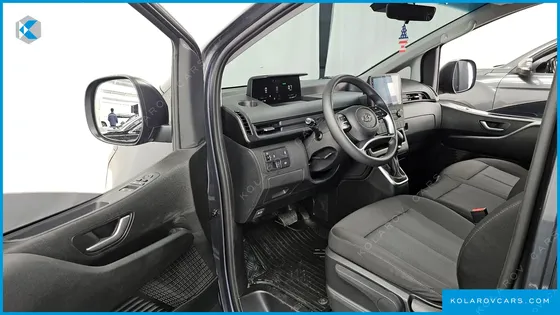 HYUNDAI STARIA CARGO 3-SEATER