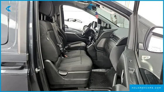 HYUNDAI STARIA CARGO 3-SEATER