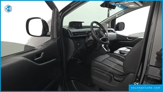 HYUNDAI STARIA CARGO 5-SEATER
