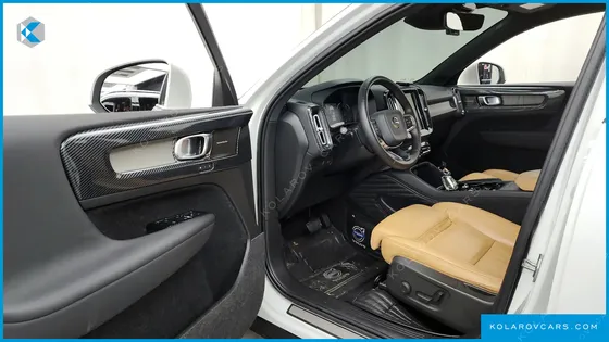 VOLVO XC40 B4 INSCRIPTION