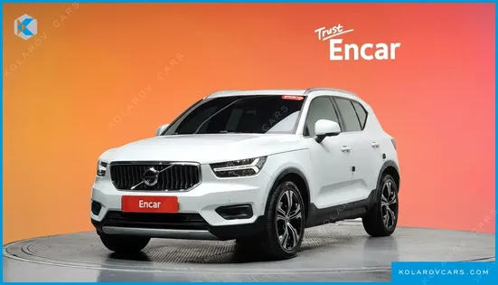 VOLVO XC40 B4 INSCRIPTION