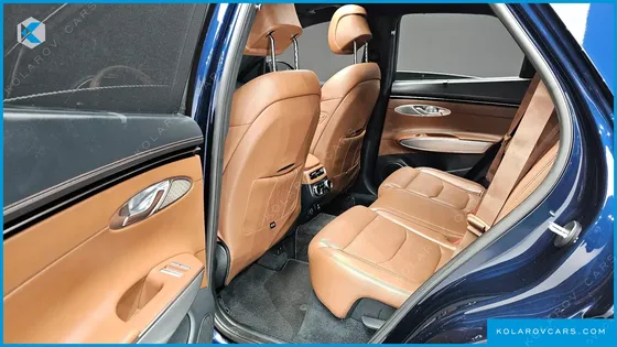 GENESIS GV70 2.5T GASOLINE AWD