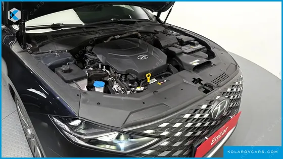 HYUNDAI GRANDEUR 3.3