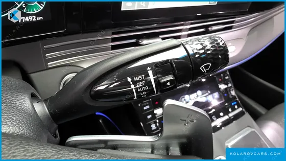 HYUNDAI GRANDEUR 3.3