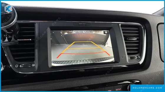 KIA CARNIVAL 7-SEATER LIMOUSINE