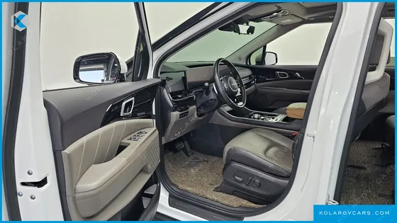 KIA CARNIVAL GASOLINE 9-SEATER SIGNATURE