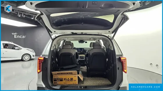 KIA CARNIVAL GASOLINE 9-SEATER SIGNATURE