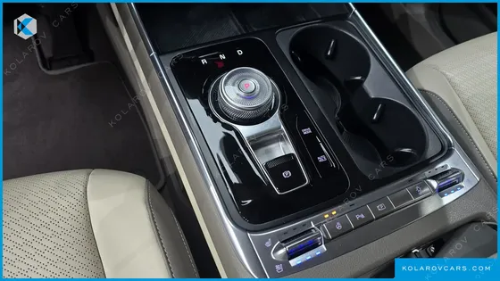 KIA CARNIVAL HEV 7SEATER SIGNATURE
