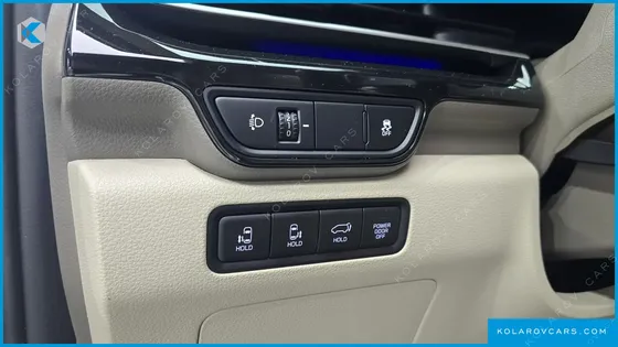 KIA CARNIVAL HEV 7SEATER SIGNATURE