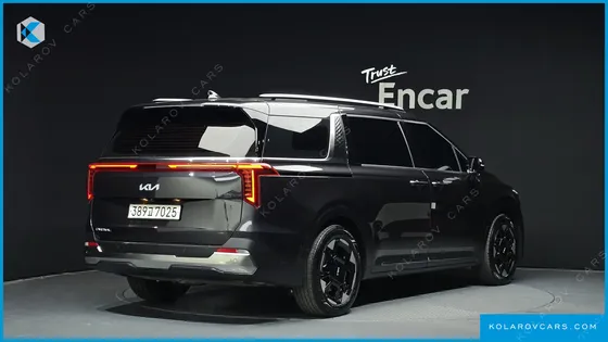KIA CARNIVAL GASOLINE 9-SEATER NOBLESSE