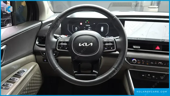 KIA CARNIVAL GASOLINE 9-SEATER NOBLESSE