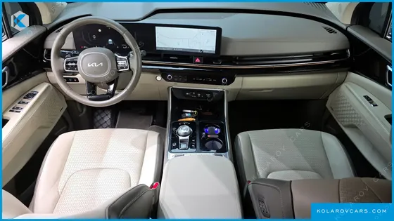 KIA CARNIVAL GASOLINE 9-SEATER HI LIMOUSINE