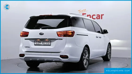 KIA CARNIVAL 9-SEATER NOBLESSE SPECIAL