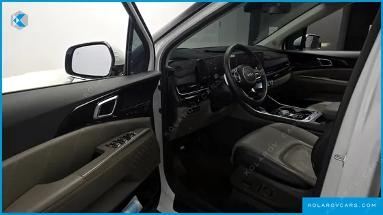 KIA CARNIVAL GASOLINE 9-SEATER SIGNATURE