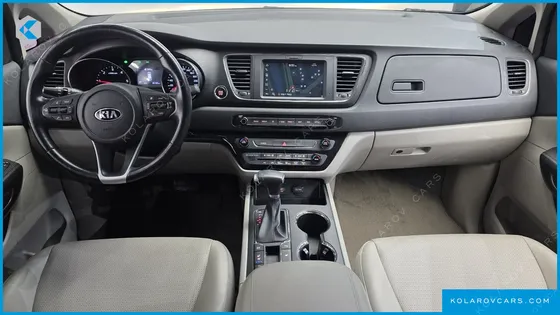 KIA CARNIVAL 9-SEATER LUXURY