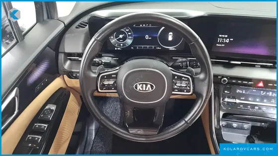 KIA CARNIVAL 9-SEATER SIGNATURE