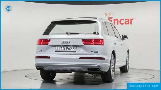 AUDI Q7 45 TFSI QUATTRO