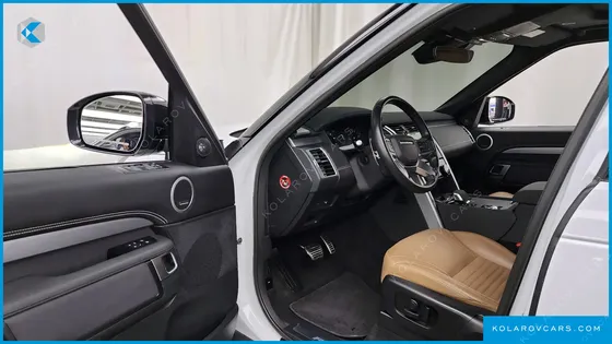 LAND ROVER DISCOVERY D300 R-DYNAMIC HSE