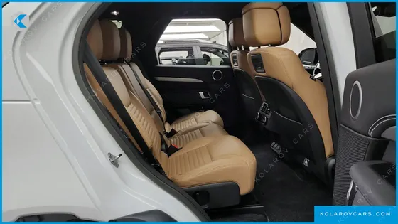 LAND ROVER DISCOVERY D300 R-DYNAMIC HSE