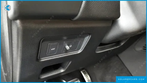 LAND ROVER DISCOVERY D300 R-DYNAMIC HSE