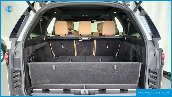 LAND ROVER DISCOVERY D300 R-DYNAMIC HSE