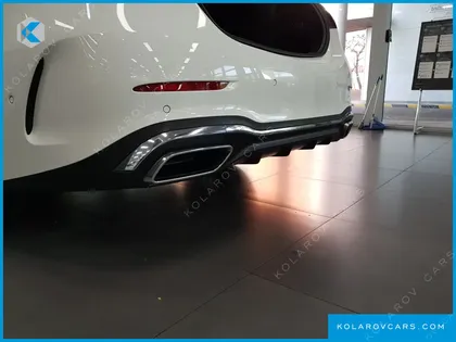 MERCEDES C-CLASS C300 4MATIC AMG LINE