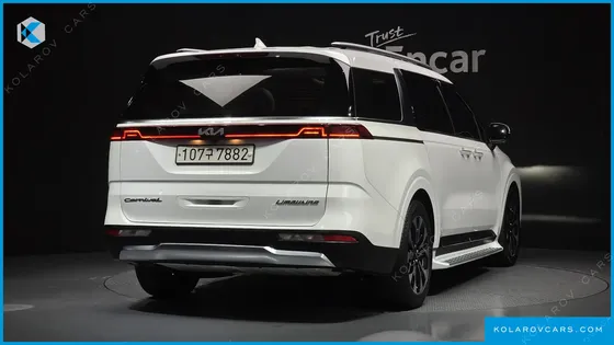 KIA CARNIVAL 7-SEATER SIGNATURE