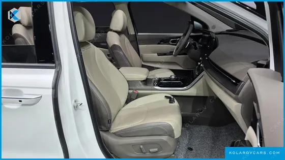 KIA CARNIVAL 7-SEATER SIGNATURE