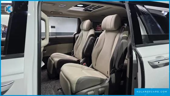 KIA CARNIVAL 7-SEATER SIGNATURE