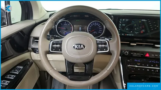 KIA CARNIVAL 9-SEATER NOBLESSE