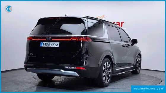 KIA CARNIVAL 9-SEATER SIGNATURE