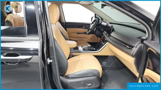 KIA CARNIVAL 9-SEATER SIGNATURE