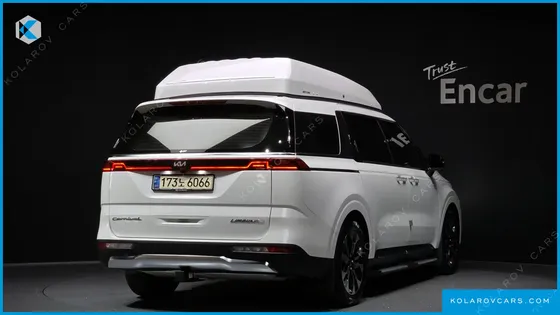 KIA CARNIVAL 7-SEATER SIGNATURE