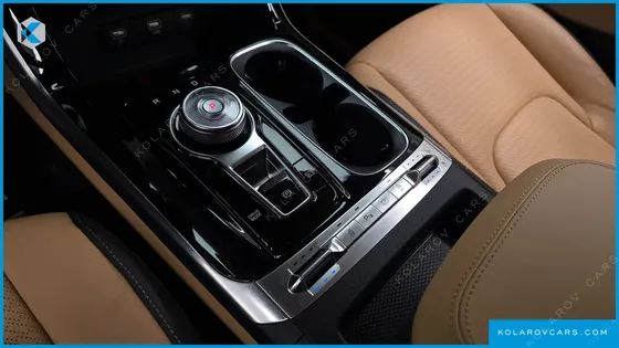KIA CARNIVAL 7-SEATER SIGNATURE